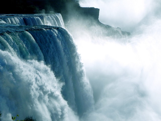 APGO EDUCATION FOUNDATION AND NIAGARA PENINSULA ASPIRING GLOBAL GEOPARK SIGN MEMORANDUM OF UNDERSTANDING
