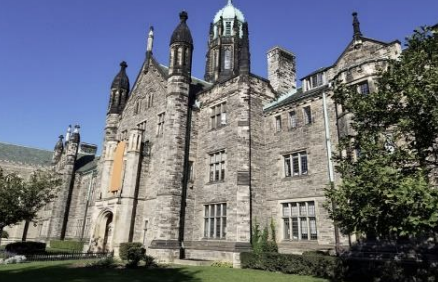 APGO EDUCATION FOUNDATION RELEASES A NEW URBAN GEOWALK EXPERIENCE ON THE UNIVERSITY OF TORONTO CAMPUS